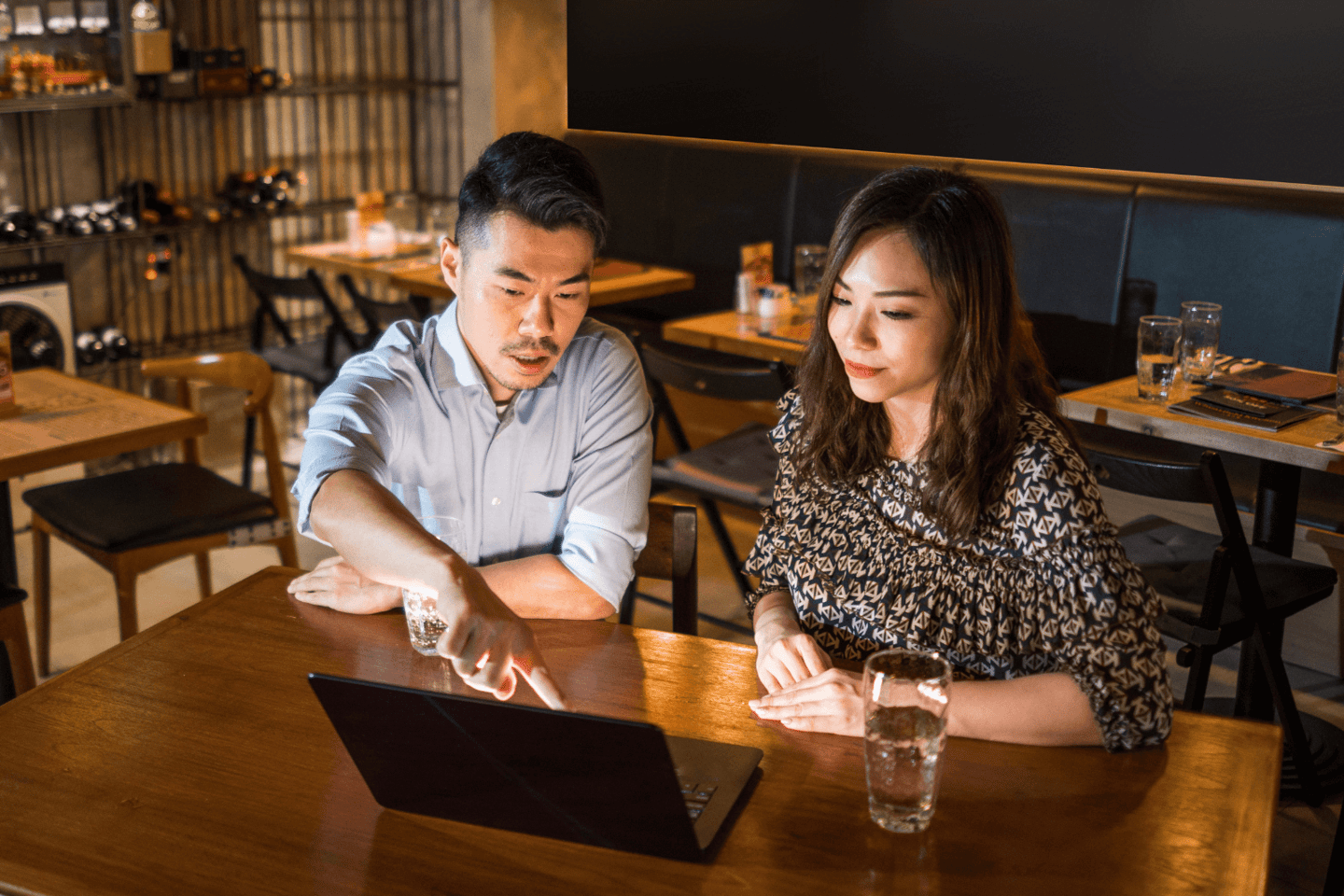 How to Handle Group Reservations at Your Restaurant