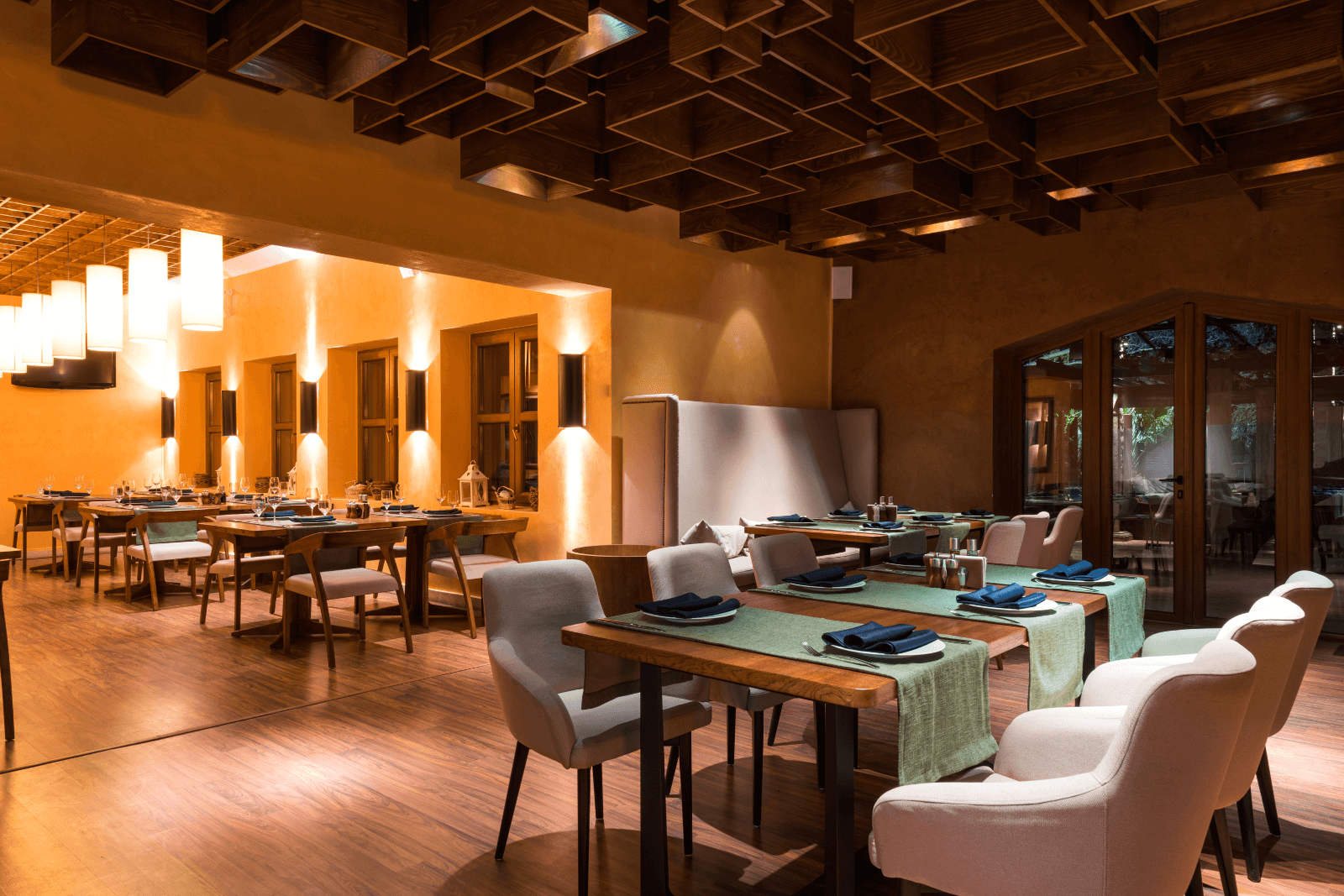 restaurant branding elements featured image