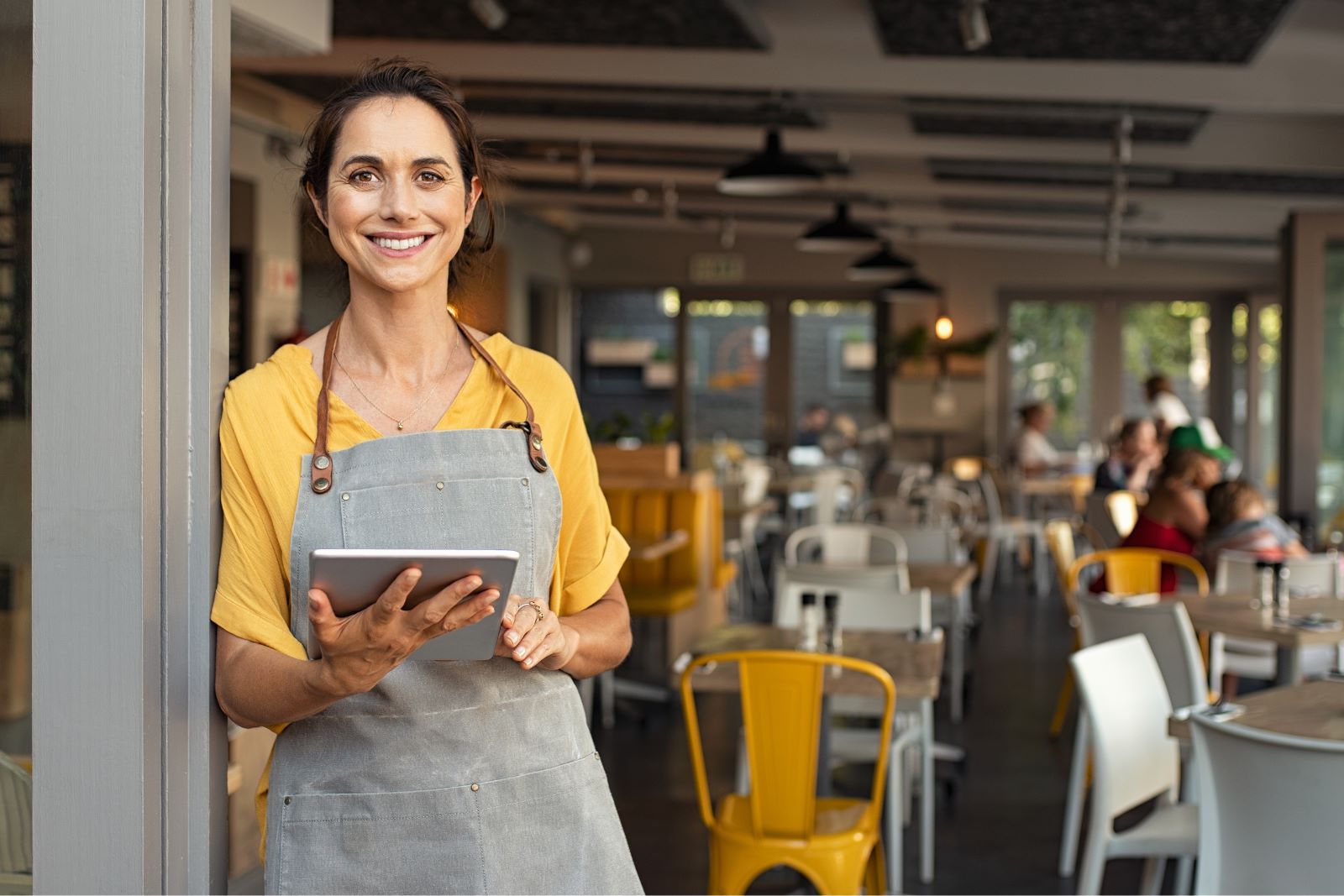 guide to introducing a restaurant automation system featured image